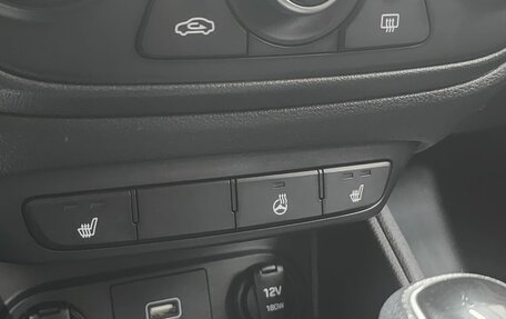Hyundai Solaris II рестайлинг, 2019 год, 1 395 000 рублей, 6 фотография