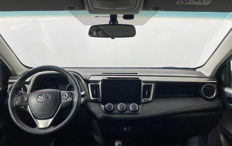 Toyota RAV4, 2015 год, 1 950 000 рублей, 14 фотография