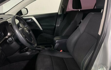 Toyota RAV4, 2015 год, 1 950 000 рублей, 15 фотография