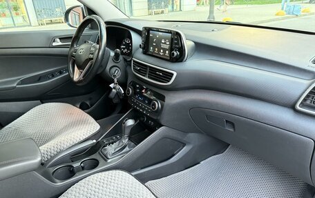 Hyundai Tucson III, 2020 год, 2 100 000 рублей, 18 фотография