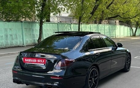 Mercedes-Benz E-Класс, 2018 год, 3 770 000 рублей, 3 фотография