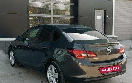 Opel Astra J, 2013 год, 1 050 000 рублей, 7 фотография