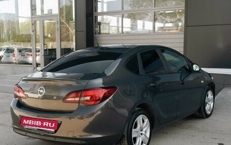Opel Astra J, 2013 год, 1 050 000 рублей, 5 фотография