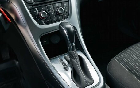 Opel Astra J, 2013 год, 1 050 000 рублей, 15 фотография