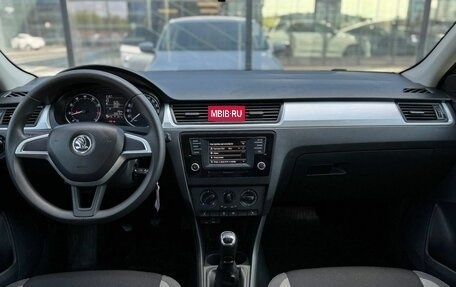 Skoda Rapid I, 2017 год, 1 350 000 рублей, 14 фотография