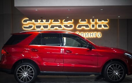 Mercedes-Benz GLE, 2017 год, 4 235 000 рублей, 11 фотография