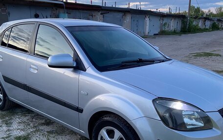 KIA Rio II, 2009 год, 590 000 рублей, 2 фотография