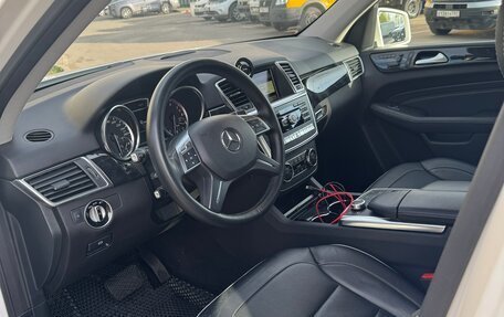 Mercedes-Benz M-Класс, 2012 год, 2 400 000 рублей, 10 фотография