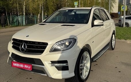 Mercedes-Benz M-Класс, 2012 год, 2 400 000 рублей, 4 фотография