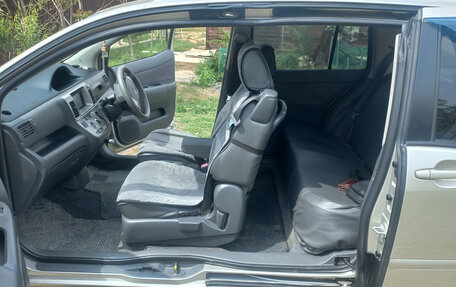 Toyota Raum II, 2005 год, 649 000 рублей, 9 фотография