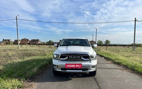 Dodge RAM IV, 2012 год, 3 300 000 рублей, 3 фотография
