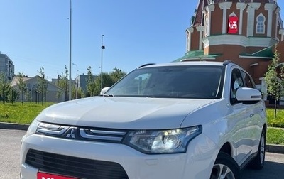 Mitsubishi Outlander III рестайлинг 3, 2012 год, 1 350 000 рублей, 1 фотография