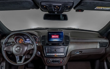 Mercedes-Benz GLS, 2018 год, 3 650 000 рублей, 12 фотография