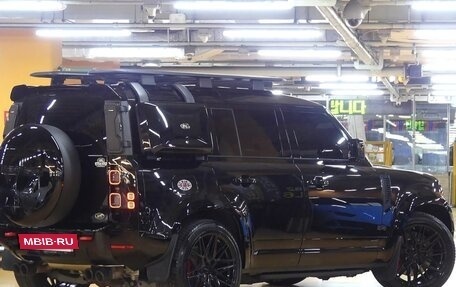 Land Rover Defender II, 2022 год, 8 655 000 рублей, 2 фотография