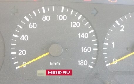 Toyota HiAce H100, 2001 год, 750 000 рублей, 10 фотография