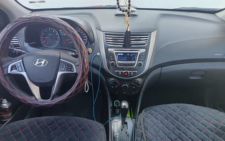 Hyundai Solaris II рестайлинг, 2016 год, 585 000 рублей, 8 фотография