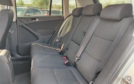 Volkswagen Tiguan I, 2012 год, 834 000 рублей, 16 фотография