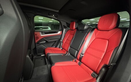 Porsche Cayenne III, 2025 год, 21 500 000 рублей, 12 фотография