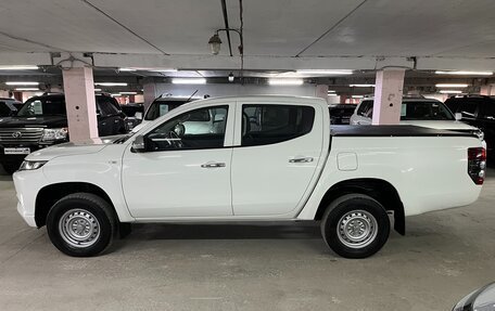 Mitsubishi L200 IV рестайлинг, 2021 год, 2 250 000 рублей, 9 фотография