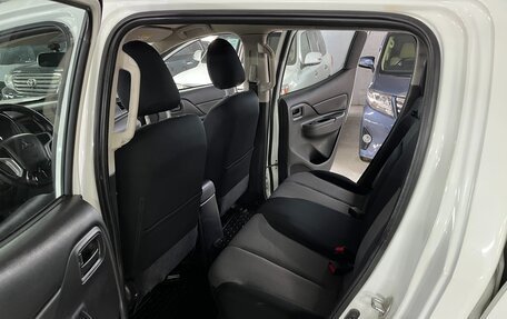 Mitsubishi L200 IV рестайлинг, 2021 год, 2 250 000 рублей, 20 фотография