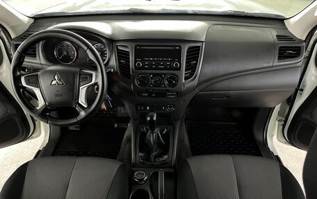 Mitsubishi L200 IV рестайлинг, 2021 год, 2 250 000 рублей, 17 фотография