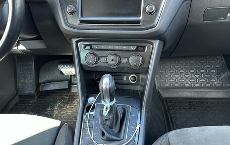 Volkswagen Tiguan II, 2017 год, 2 950 000 рублей, 13 фотография