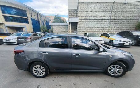 KIA Rio IV, 2018 год, 1 400 000 рублей, 4 фотография