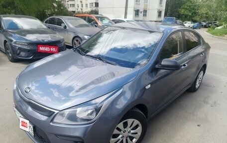 KIA Rio IV, 2018 год, 1 400 000 рублей, 2 фотография