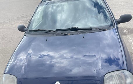 Renault Clio III, 2001 год, 230 000 рублей, 1 фотография