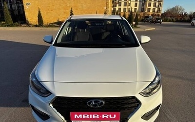 Hyundai Solaris II рестайлинг, 2019 год, 2 030 000 рублей, 1 фотография