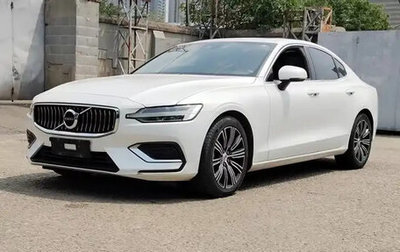 Volvo S60 III, 2022 год, 3 320 000 рублей, 1 фотография