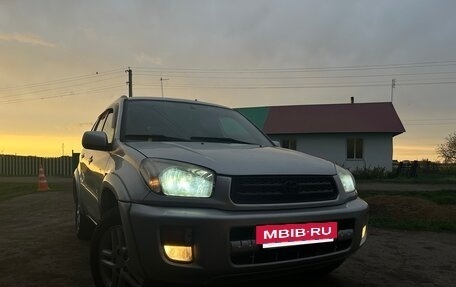 Toyota RAV4, 2003 год, 780 000 рублей, 4 фотография