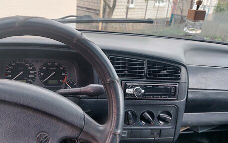 Volkswagen Vento, 1994 год, 86 000 рублей, 8 фотография