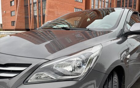 Hyundai Solaris II рестайлинг, 2015 год, 1 150 000 рублей, 3 фотография