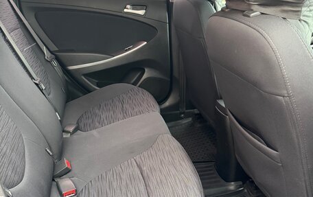 Hyundai Solaris II рестайлинг, 2015 год, 1 150 000 рублей, 9 фотография