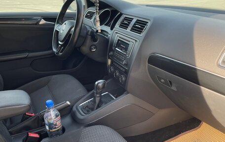 Volkswagen Jetta VI, 2016 год, 1 320 000 рублей, 8 фотография
