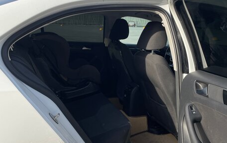 Volkswagen Jetta VI, 2016 год, 1 320 000 рублей, 10 фотография