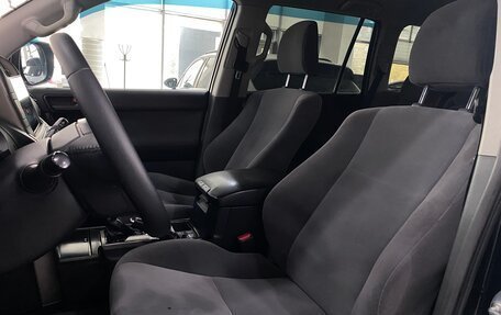 Toyota Land Cruiser Prado 150 рестайлинг 2, 2013 год, 2 799 000 рублей, 16 фотография
