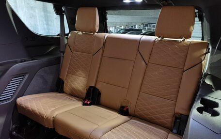 Cadillac Escalade V, 2023 год, 13 100 000 рублей, 26 фотография