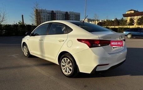 Hyundai Solaris II рестайлинг, 2019 год, 2 030 000 рублей, 4 фотография