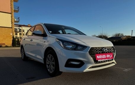 Hyundai Solaris II рестайлинг, 2019 год, 2 030 000 рублей, 3 фотография