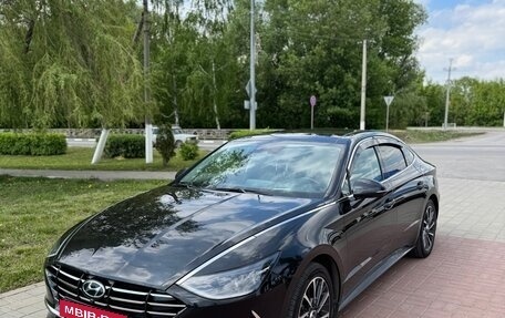 Hyundai Sonata VIII, 2022 год, 3 700 000 рублей, 2 фотография