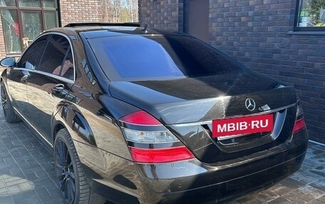 Mercedes-Benz S-Класс, 2007 год, 2 600 000 рублей, 8 фотография