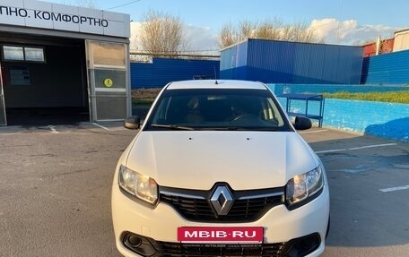 Renault Logan II, 2017 год, 607 000 рублей, 2 фотография