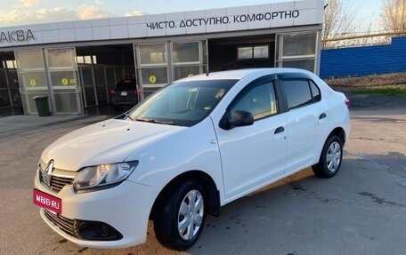 Renault Logan II, 2017 год, 607 000 рублей, 3 фотография