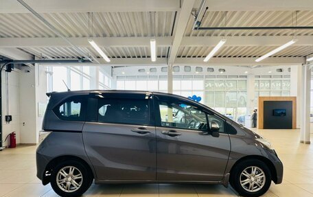 Honda Freed I, 2013 год, 1 249 999 рублей, 7 фотография