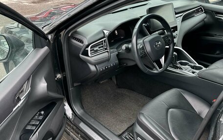 Toyota Camry, 2022 год, 3 350 000 рублей, 4 фотография