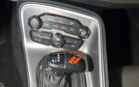 Dodge Challenger III рестайлинг 2, 2021 год, 7 550 000 рублей, 6 фотография