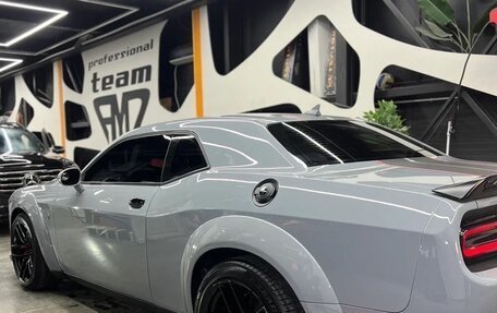 Dodge Challenger III рестайлинг 2, 2021 год, 7 550 000 рублей, 21 фотография