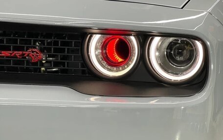 Dodge Challenger III рестайлинг 2, 2021 год, 7 550 000 рублей, 30 фотография